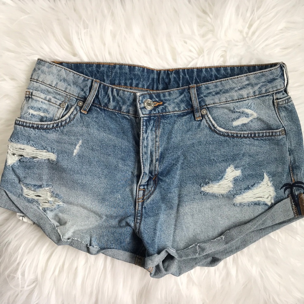 Women’s Distressed Jean Shorts